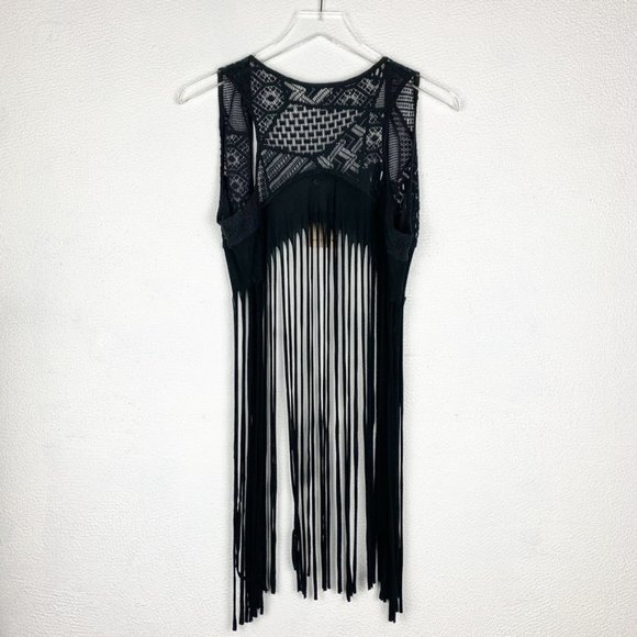 SALE!!!!🥰🌸😁Earthbound | ❤😀👍😁🍂Sleeveless Black Fringe Boho Vest - Picture 2 of 3